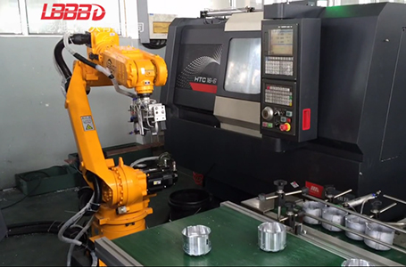 通用型工業機器人數控車床上下料案例